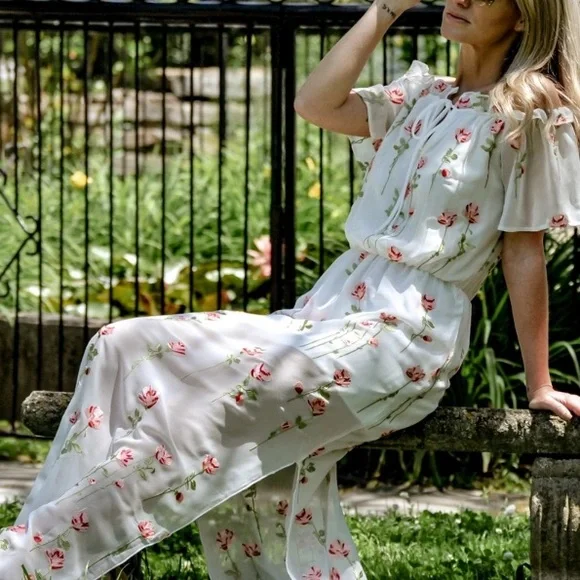 NWT Rose Embroidered Romantic Maxi Dress - Picture 5 of 7